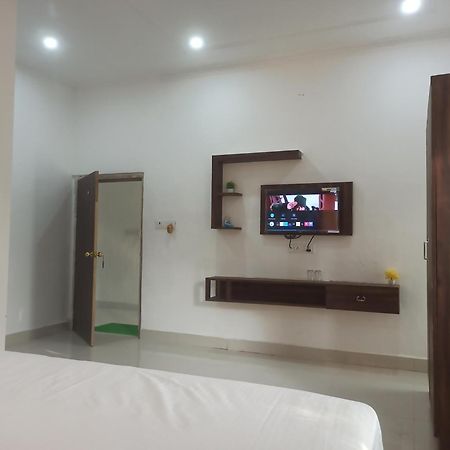 Abhiram Homestay Khajurāho エクステリア 写真