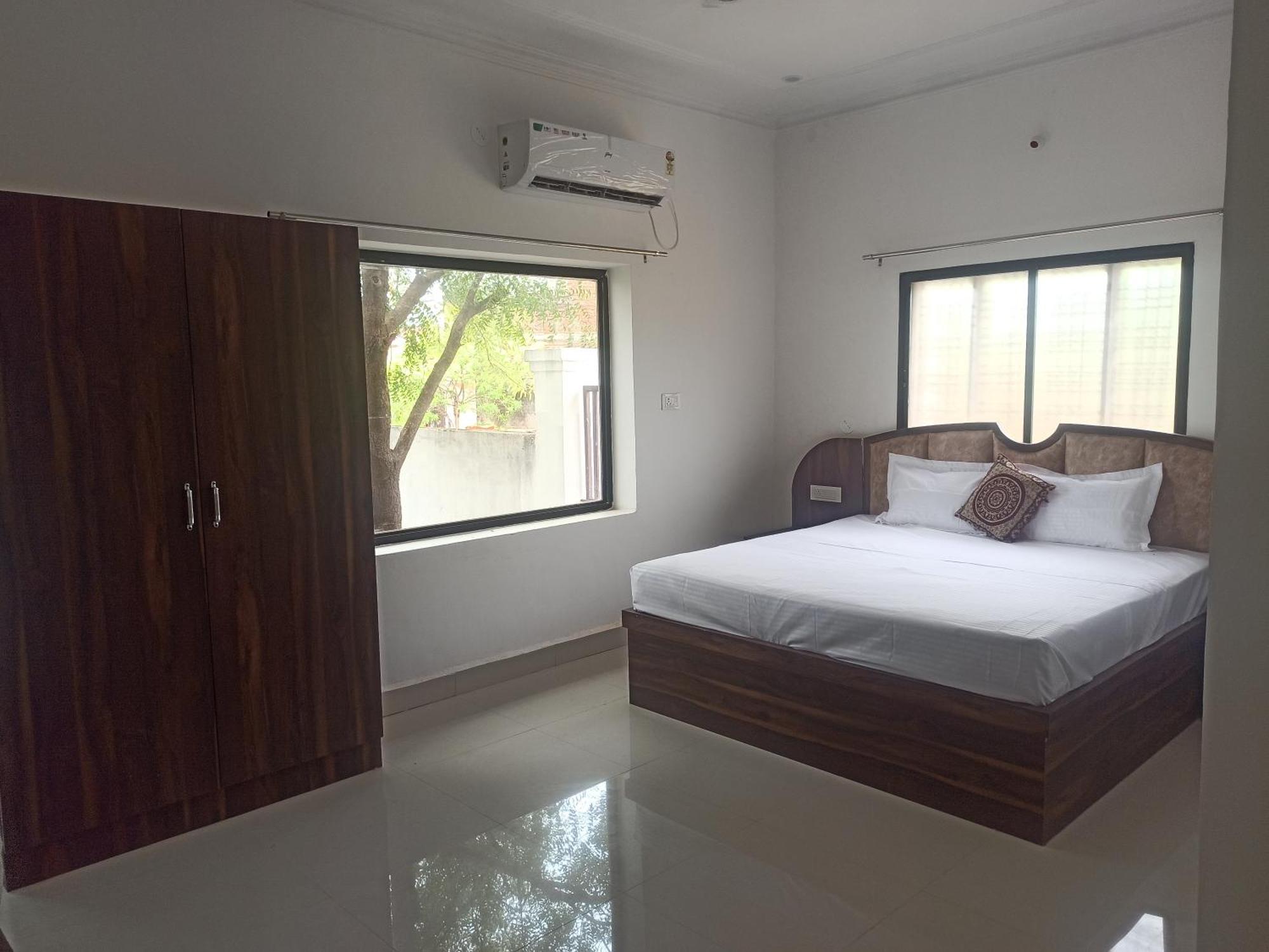 Abhiram Homestay Khajurāho エクステリア 写真
