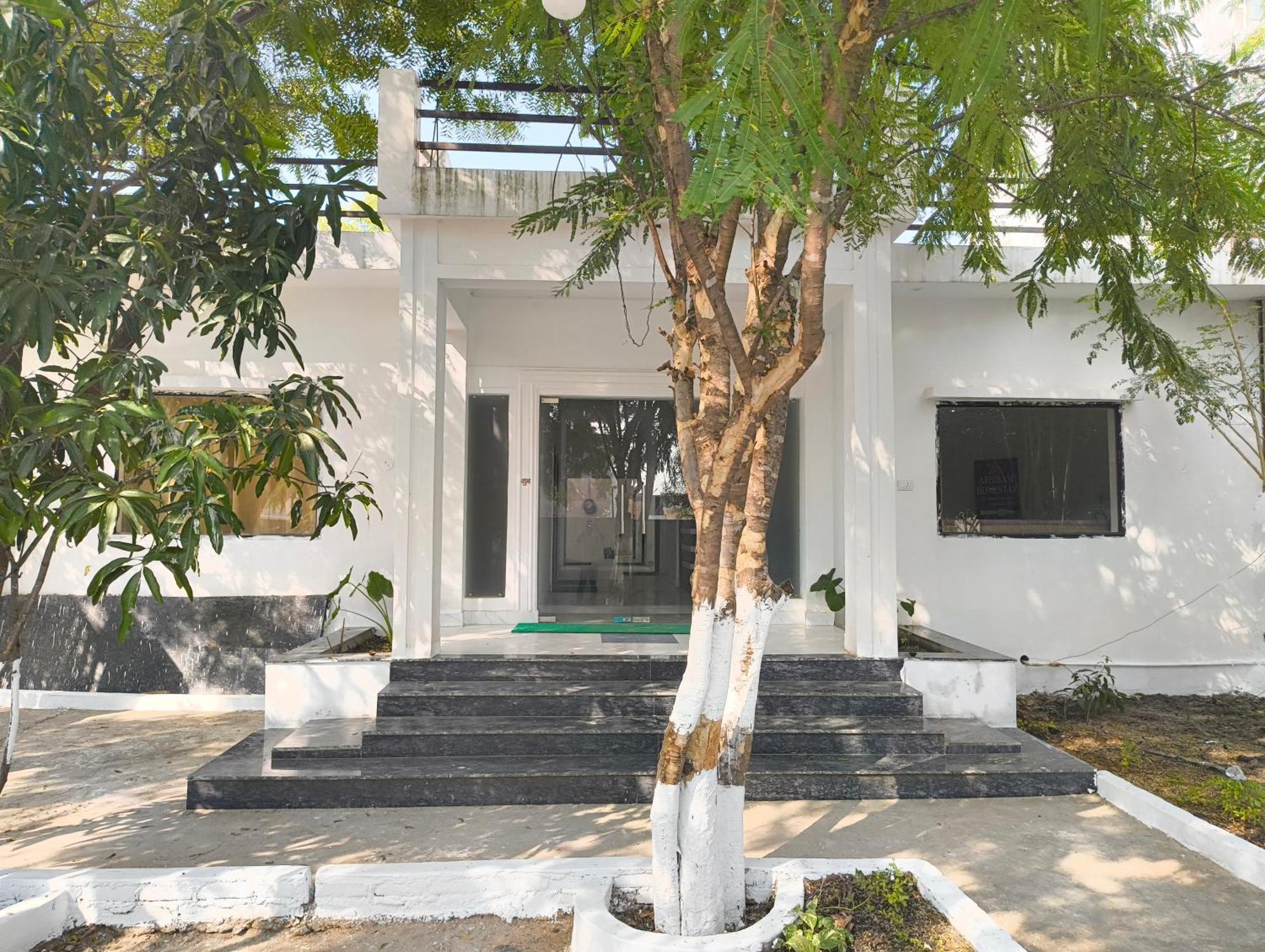 Abhiram Homestay Khajurāho エクステリア 写真