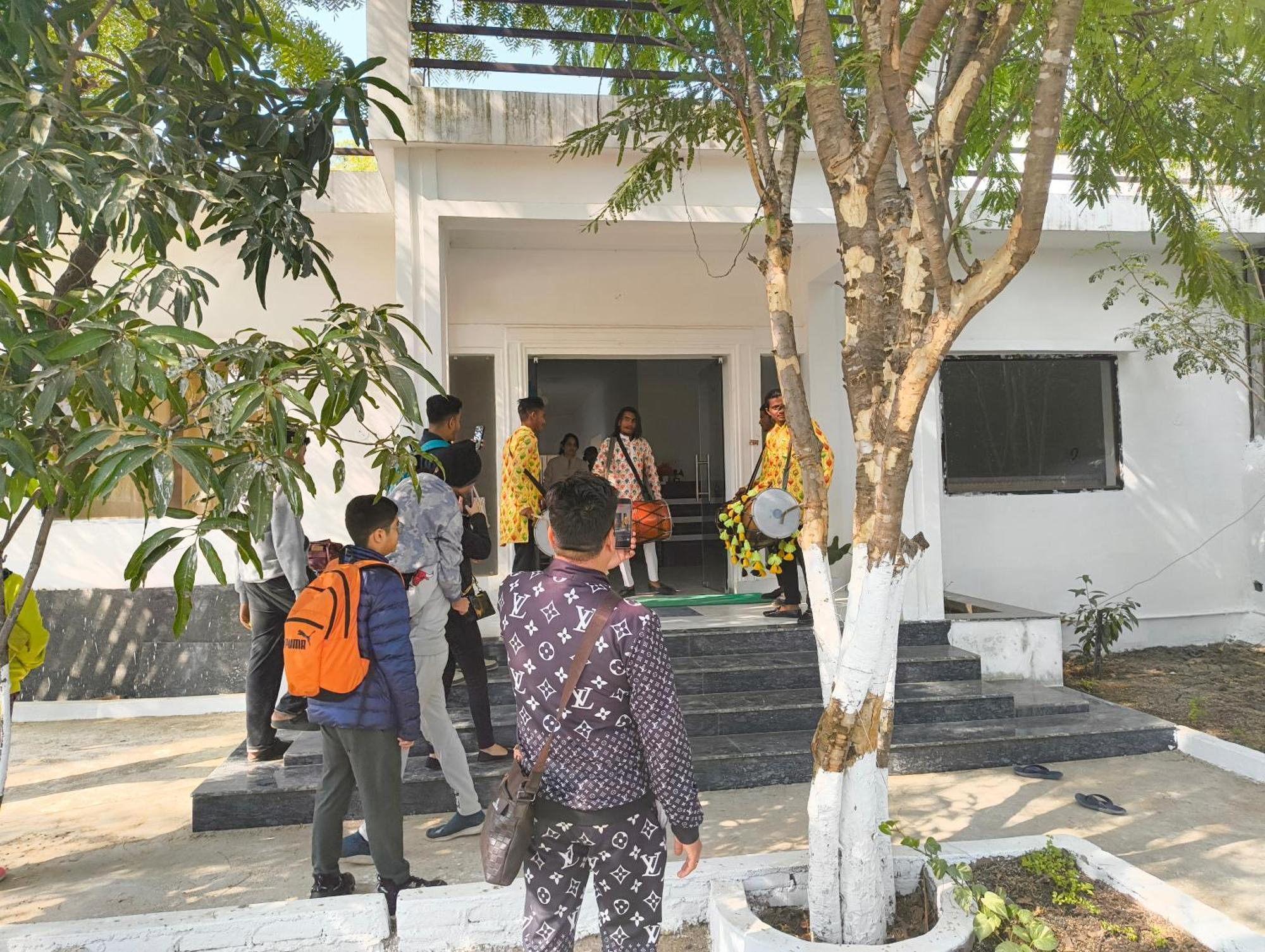 Abhiram Homestay Khajurāho エクステリア 写真